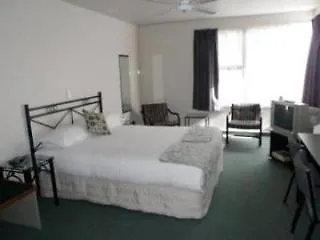 **** Motel Durham Court Motor Inn Tauranga New Zealand